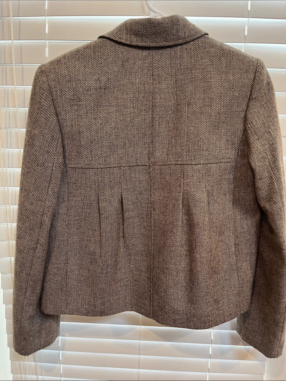 Calvin Klein Brown-Gray Herringbone Cropped Blazer - Picture 4 of 4